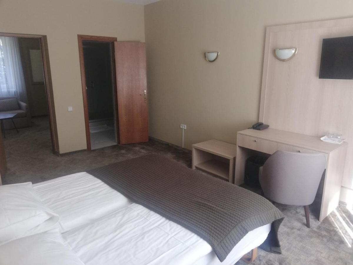 Hotel Senas Namas Алитус Экстерьер фото