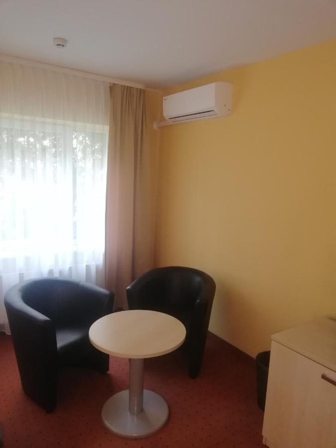 Hotel Senas Namas Алитус Экстерьер фото