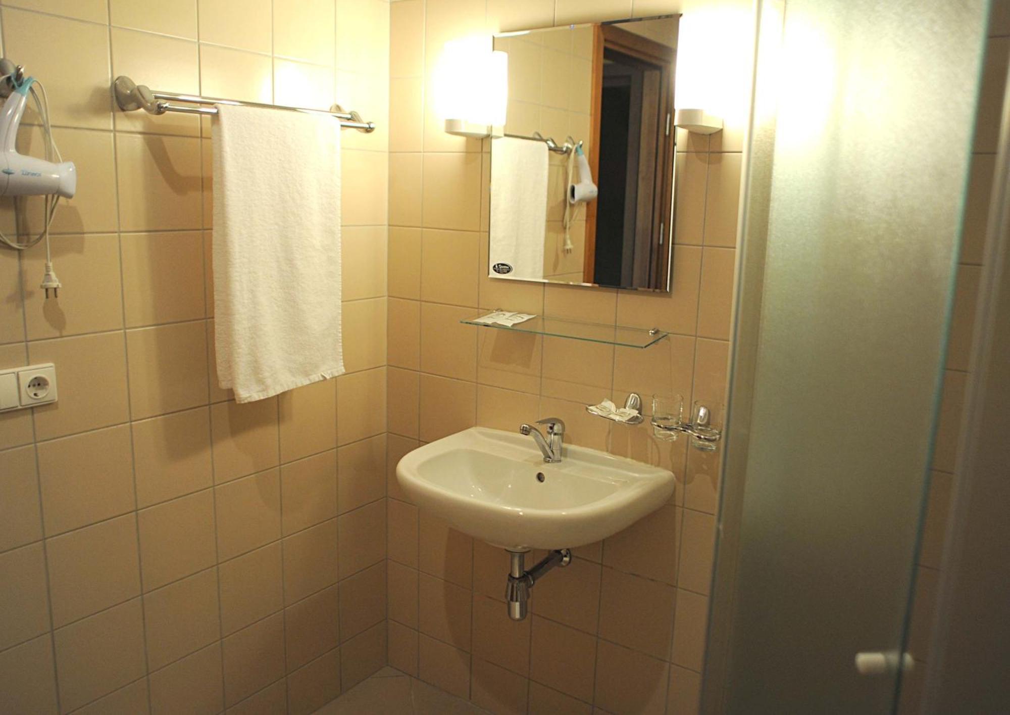 Hotel Senas Namas Алитус Экстерьер фото
